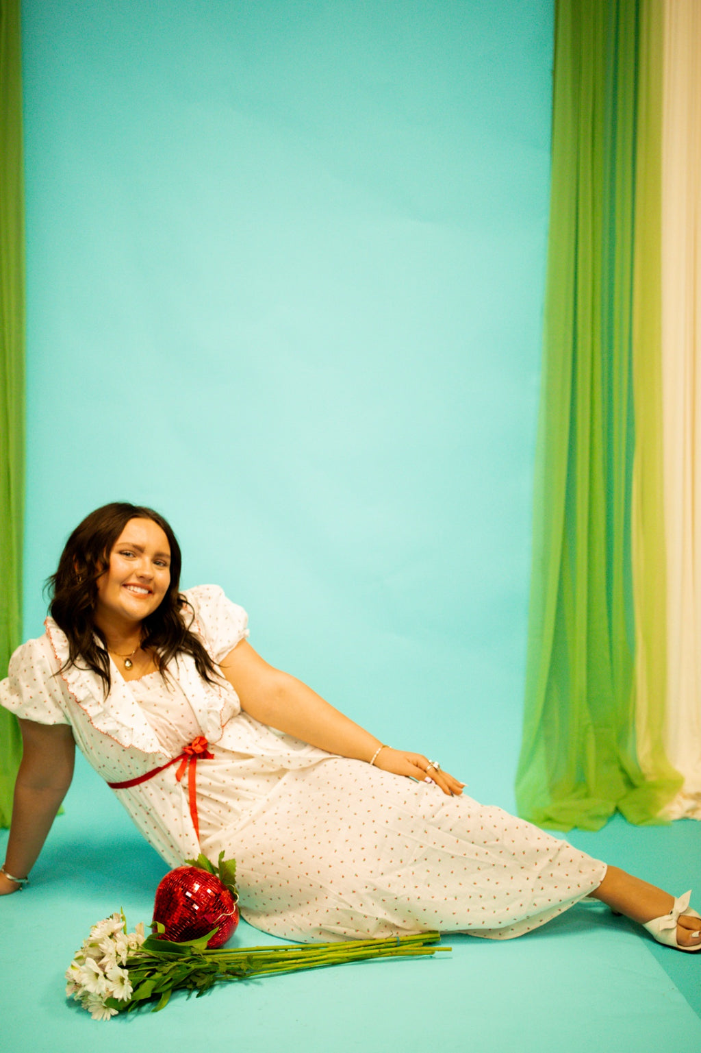 Vintage Strawberry Nightgown and Robe - M