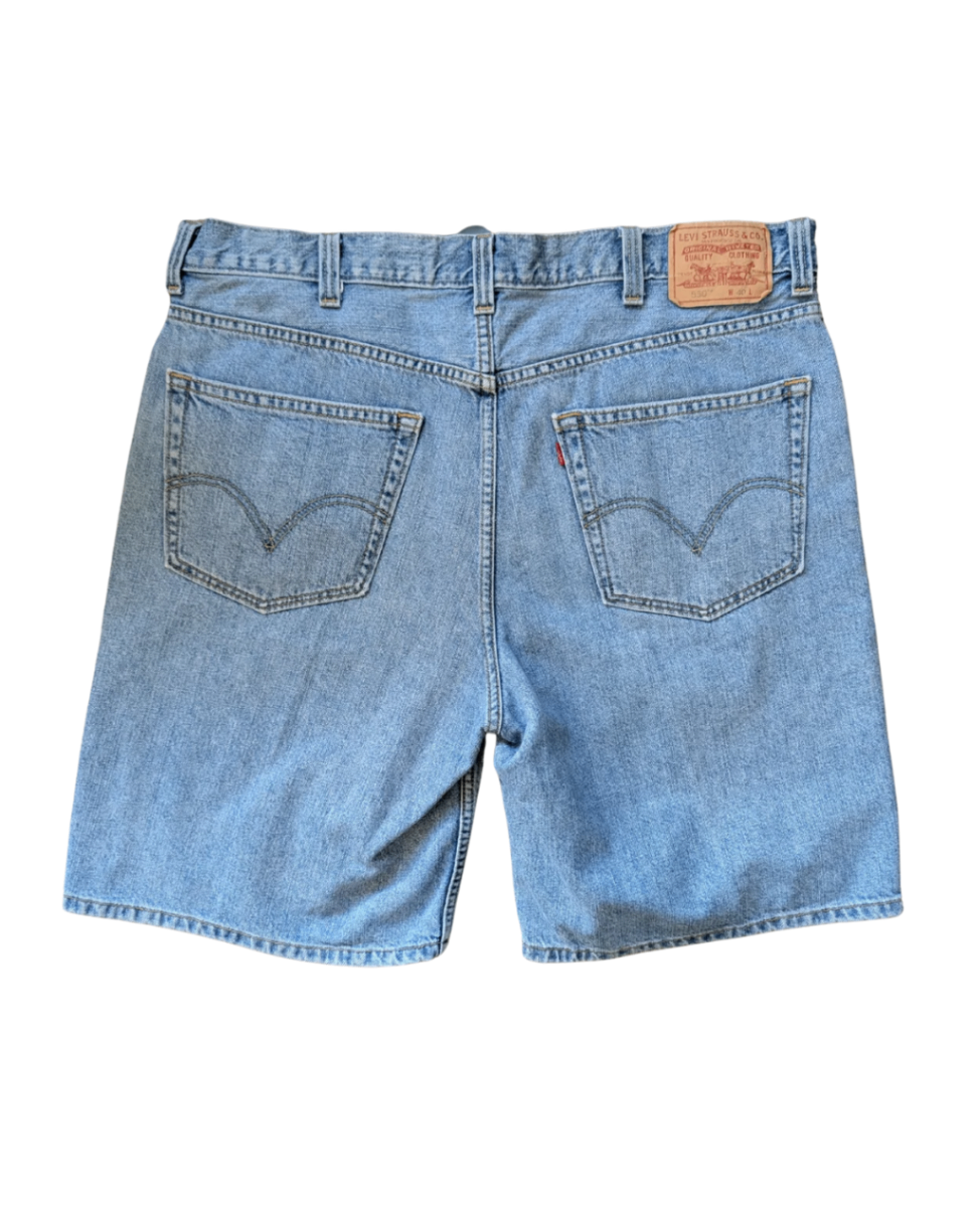 Levi 550 Light Wash Shorts - 40-41"W