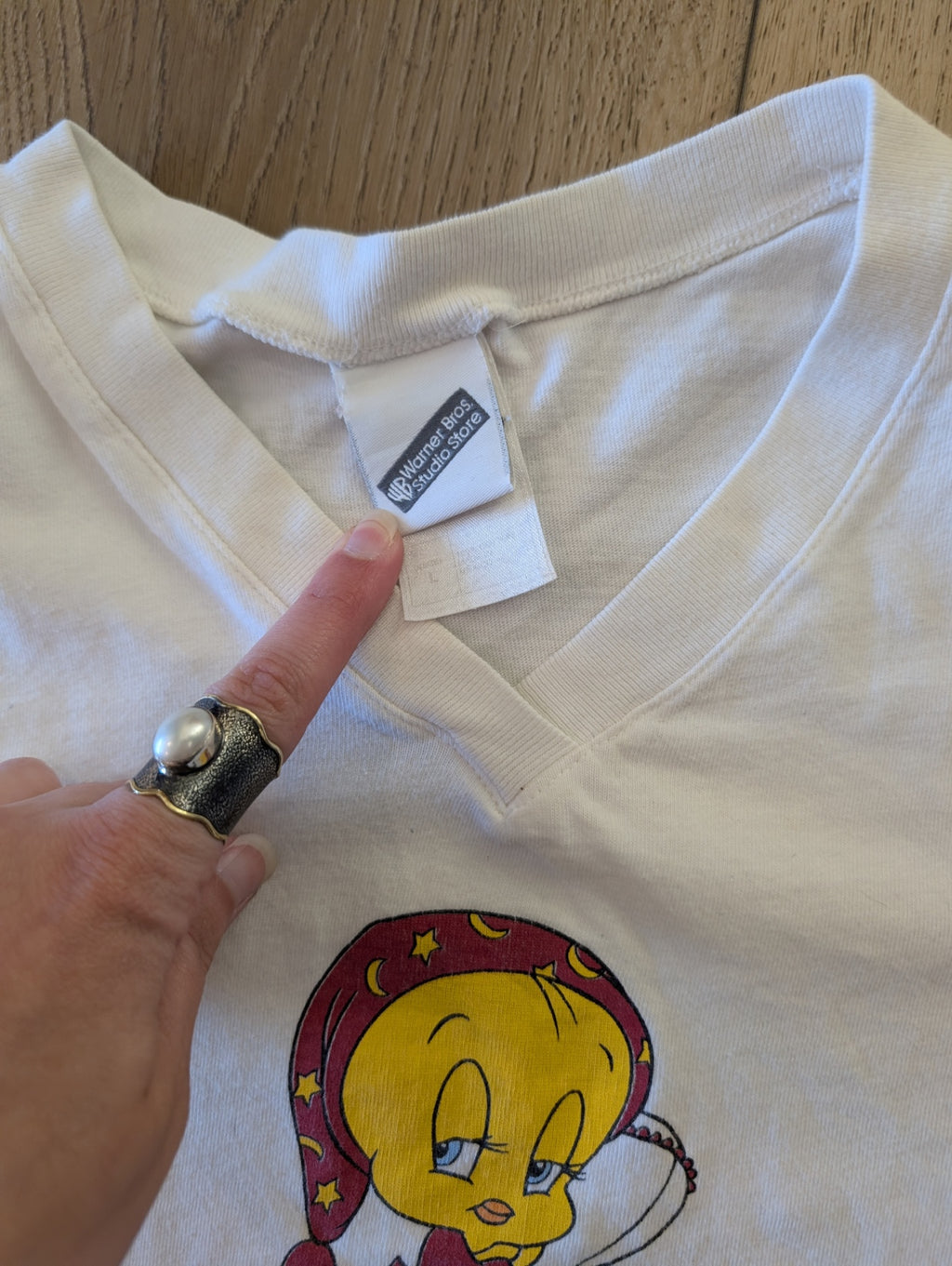 White Tweedy Bird Crop Top - L (pink marks)